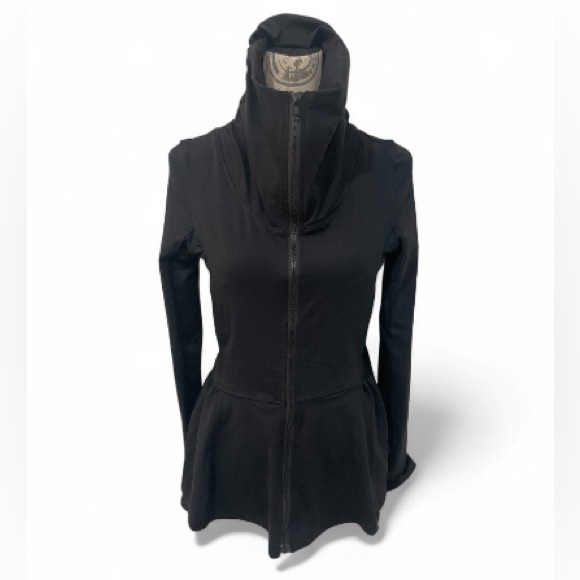 Blogilates Jackets & Blazers - Blogilates Bodypop Black Funnel Neck Peplum Zip-Up Jacket Women’s Size Large